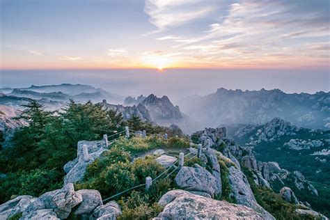 如何坐車去嶗山?嶗山不僅僅是一處風景名勝，更是文人墨客留下的詩意空間。